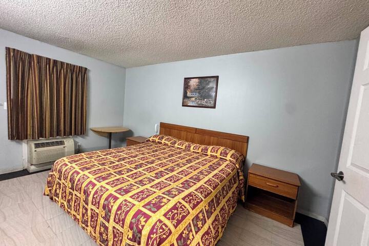 Room 44 of 91