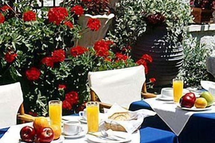 Breakfast/Coffee Service 48 of 61