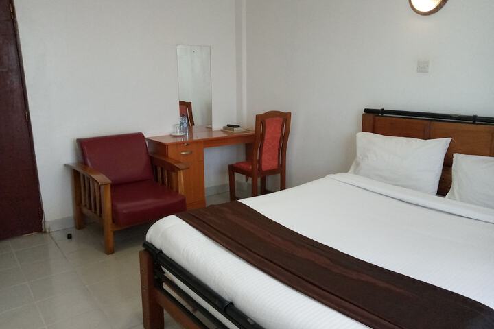 Room 5 of 22
