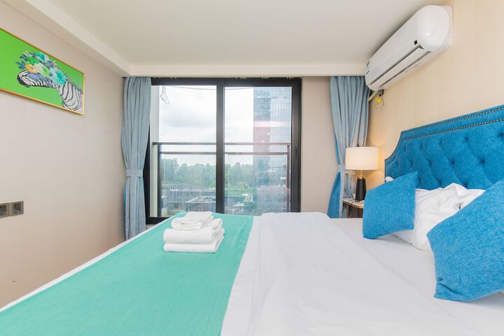 Room 14 of 97