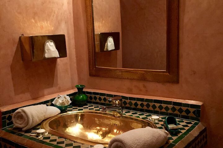 Bathroom Photo