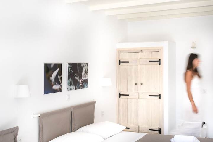 Room 5 of 45