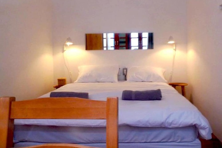 Room 4 of 65