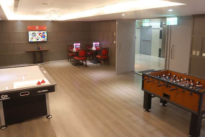Room 65 of 79