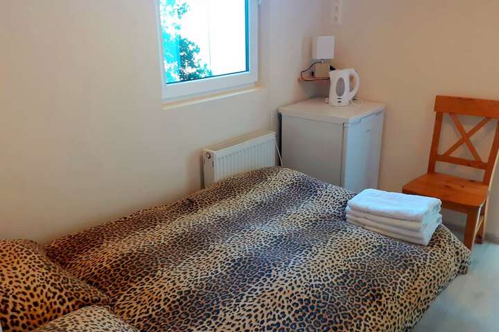 Room 4 of 31