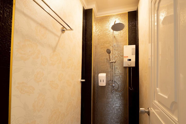 Room 205 of 289