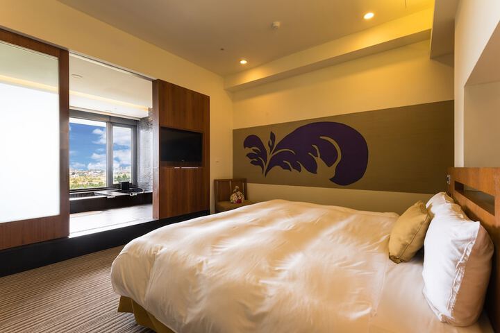 Room 9 of 69