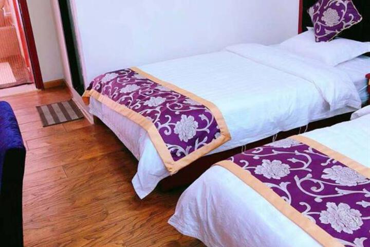 LIN SHAN JU INN