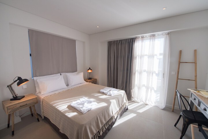 Room 37 of 191