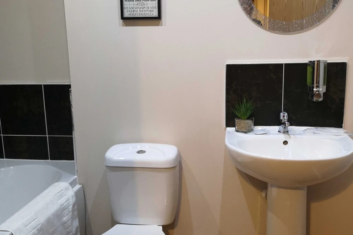 Room 8 of 20