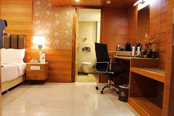 Room 26 of 71