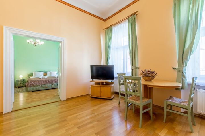Room 47 of 92