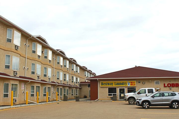 Hotel 52 of 54