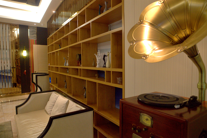 Hotel Interior 10 of 26