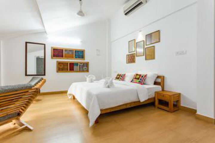 Room 15 of 36