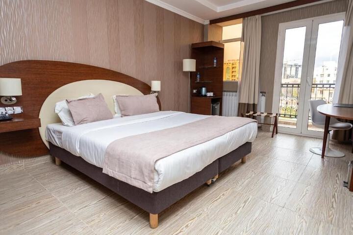 Room 14 of 45