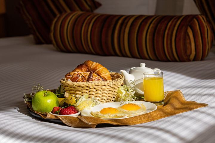 Breakfast/Coffee Service 84 of 117