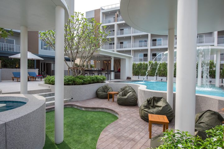 Terrace/Patio 201 of 220