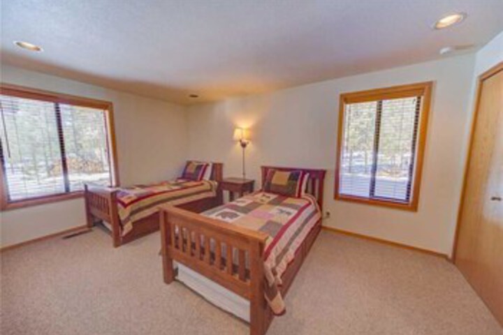Room 15 of 19