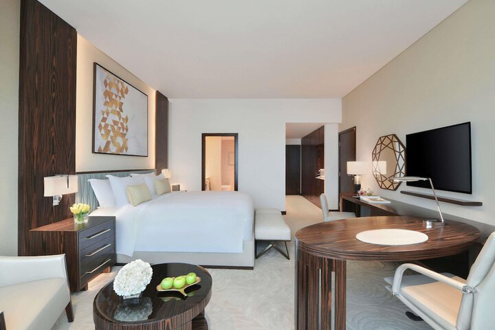 Room 115 of 310