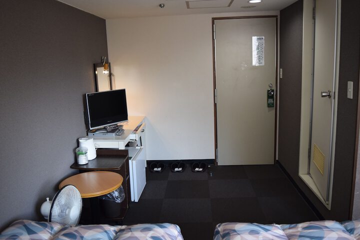 Room 29 of 81