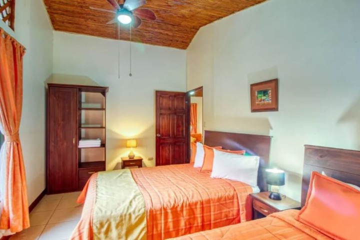 Room 82 of 159