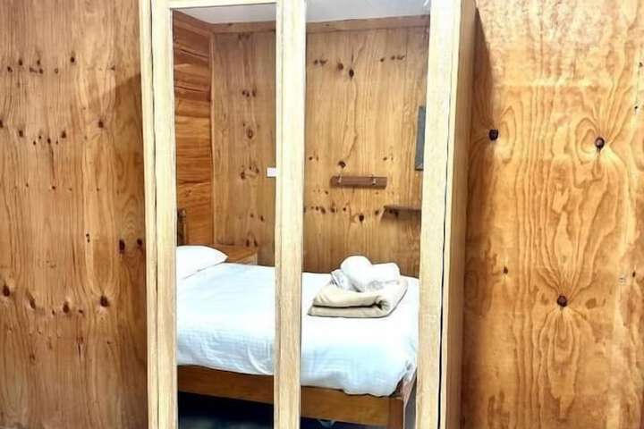 Room 133 of 180