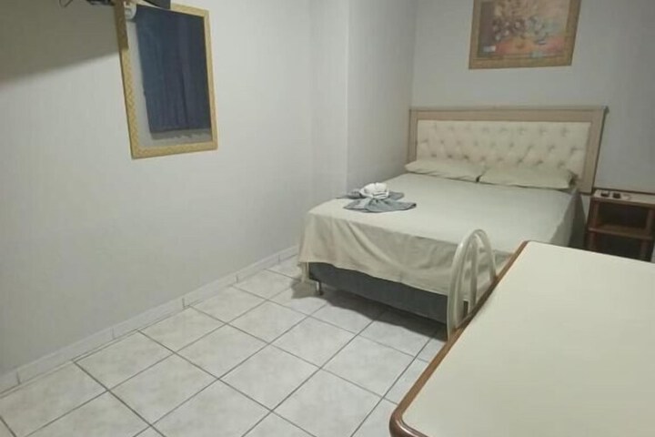Room 11 of 34