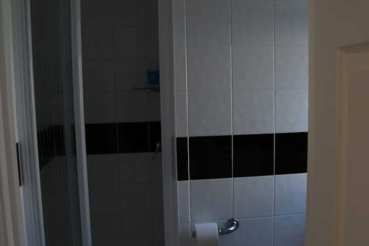 Room 25 of 49