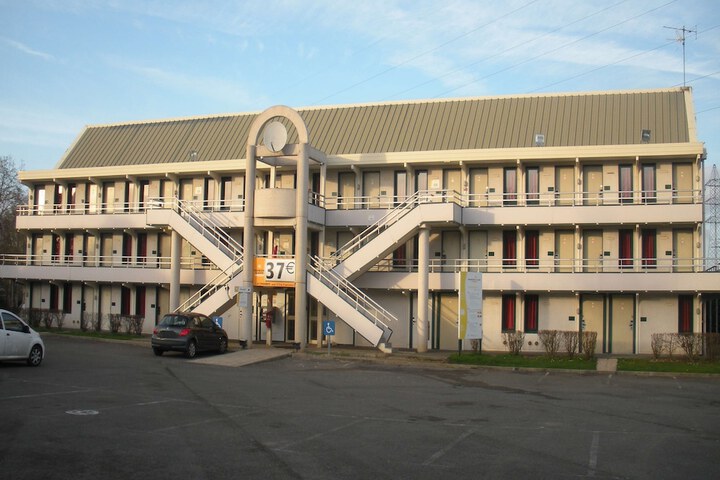 Hotel 23 of 31