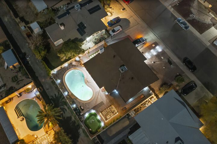 Hotel 7 of 54