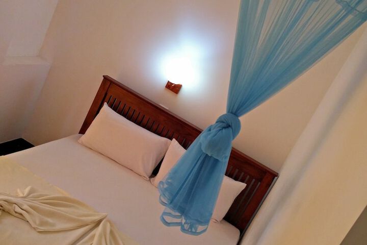 Room 15 of 29