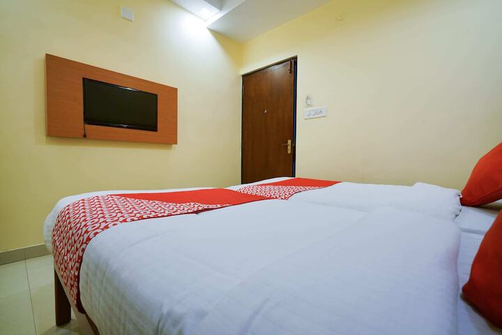Room 14 of 25