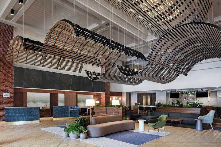 Entrance & Lobby