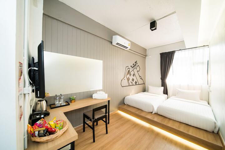 Room 17 of 96