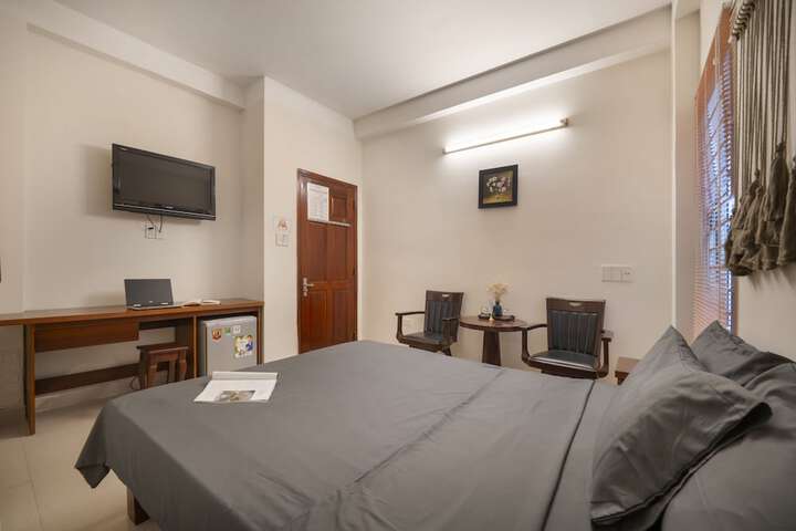Room 17 of 22