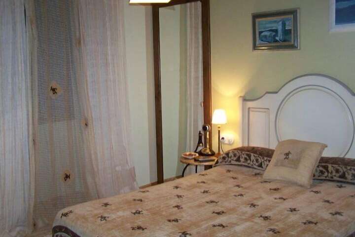 Room 5 of 36