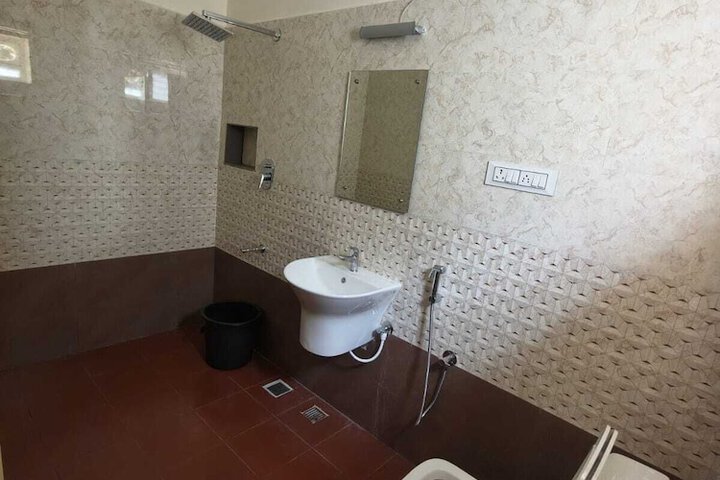 Room 14 of 21