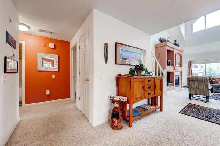 Room 12 of 20
