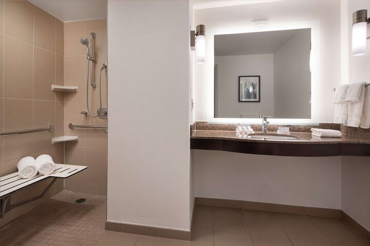 Bathroom shower