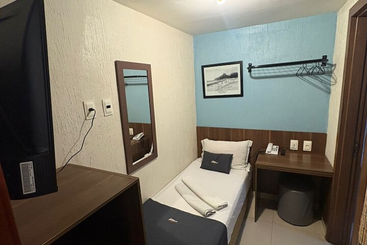 Room 14 of 46