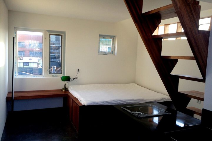 Room 27 of 258