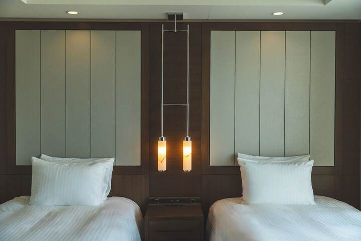 Room 19 of 130