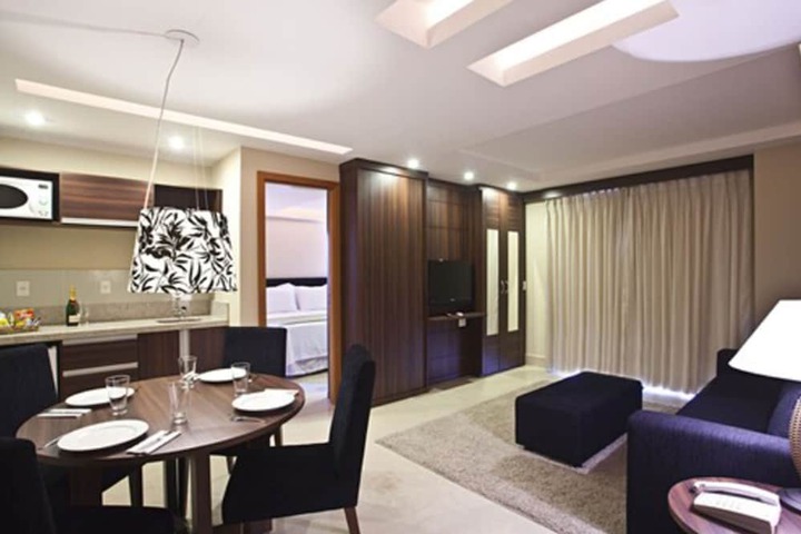 Room 15 of 32
