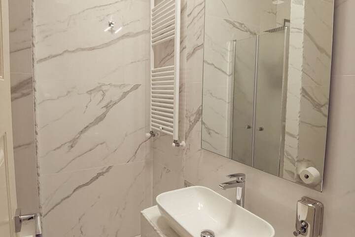 Room 45 of 52