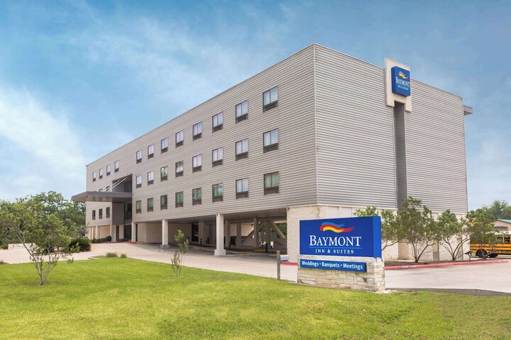 Hotel 65 of 65