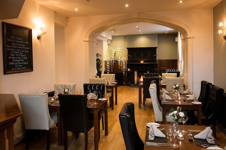 Dining 82 of 116
