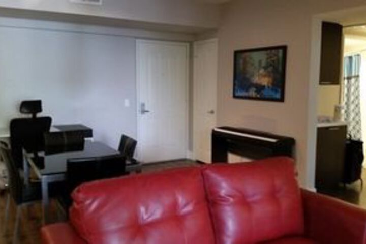 Room 21 of 27