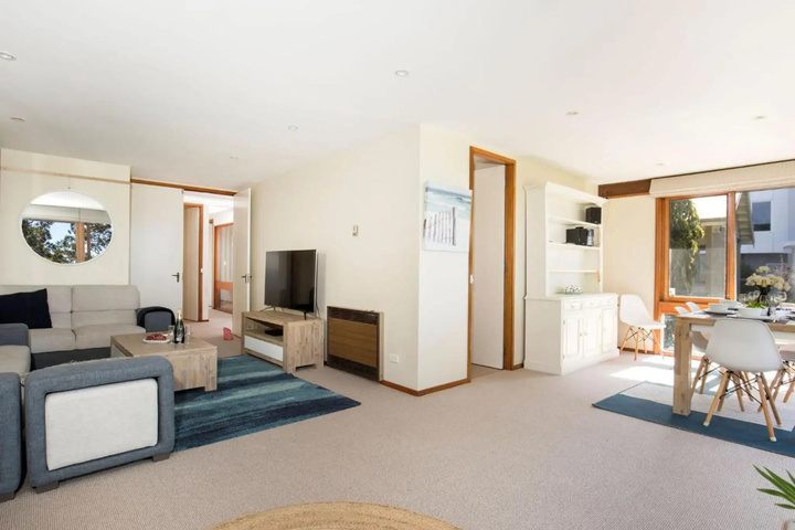 Room 2 of 14