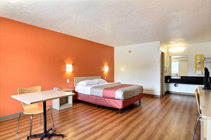 Room 25 of 45